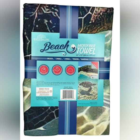 Whitley Willows Beach TOWEL Microfiber  35' x70'  Turtle Underwater - Picture 3 of 3